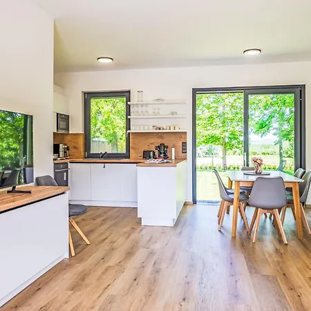 Daniel By Interhome *