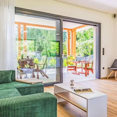 Daniel By Interhome Балатонсарсо