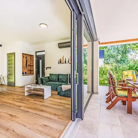 Holiday home Daniel By Interhome Balatonszarszo