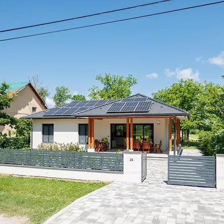 Дом отдыха Daniel By Interhome Балатонсарсо